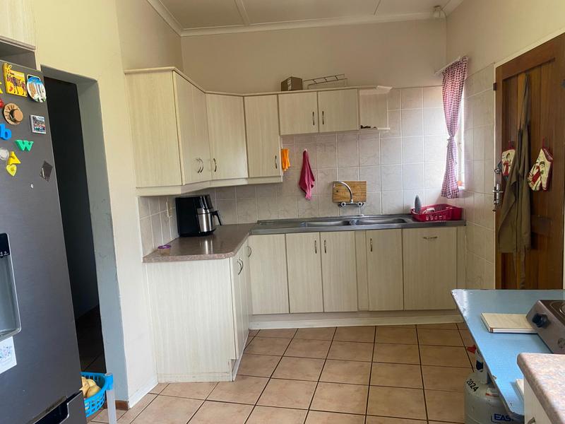 5 Bedroom Property for Sale in Queenstown Eastern Cape